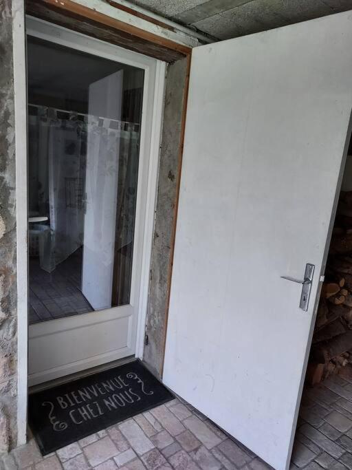 Le Lys Apartment Saintes Exterior photo
